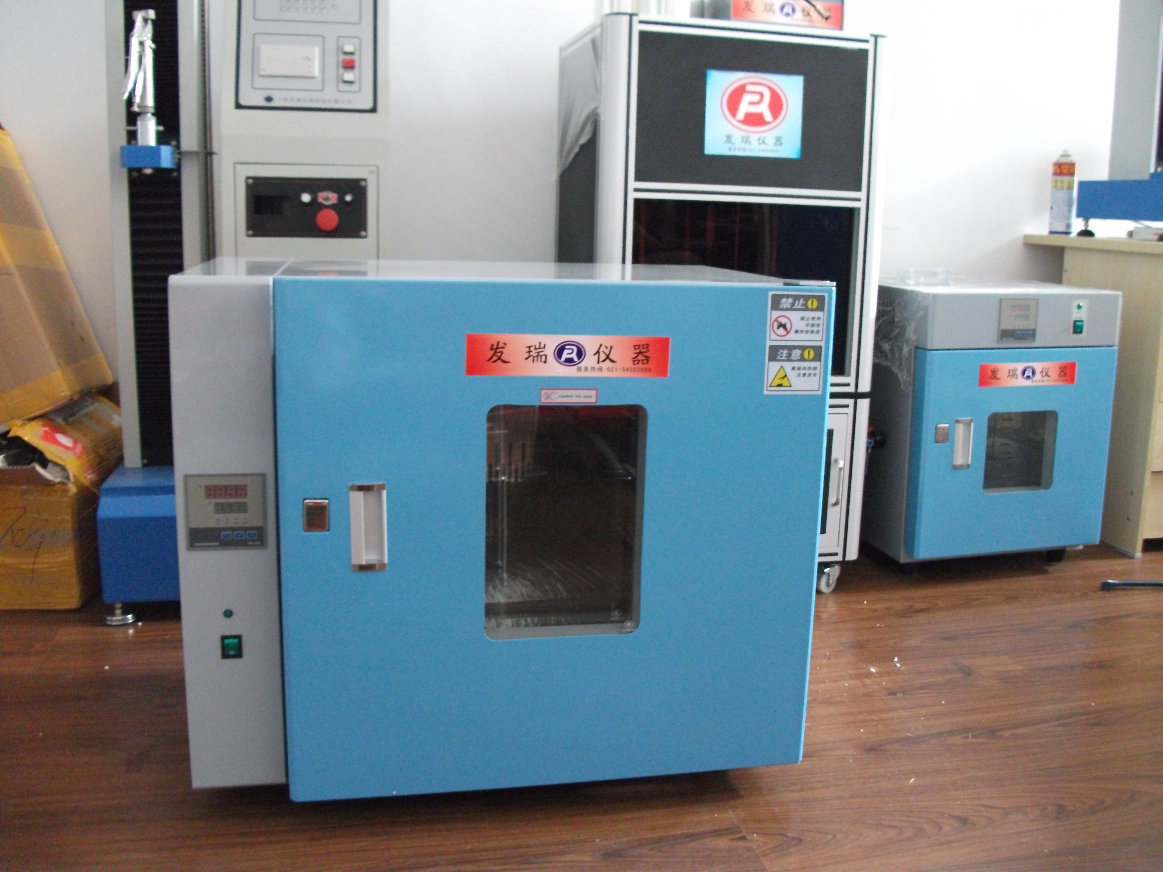 烘箱，烤箱，鼓风干燥箱|标准光源箱交付佳施加德士（苏州）塑料验收使用 